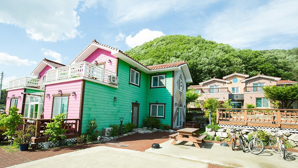 Utopia Pension Gyeongju Esterno foto
